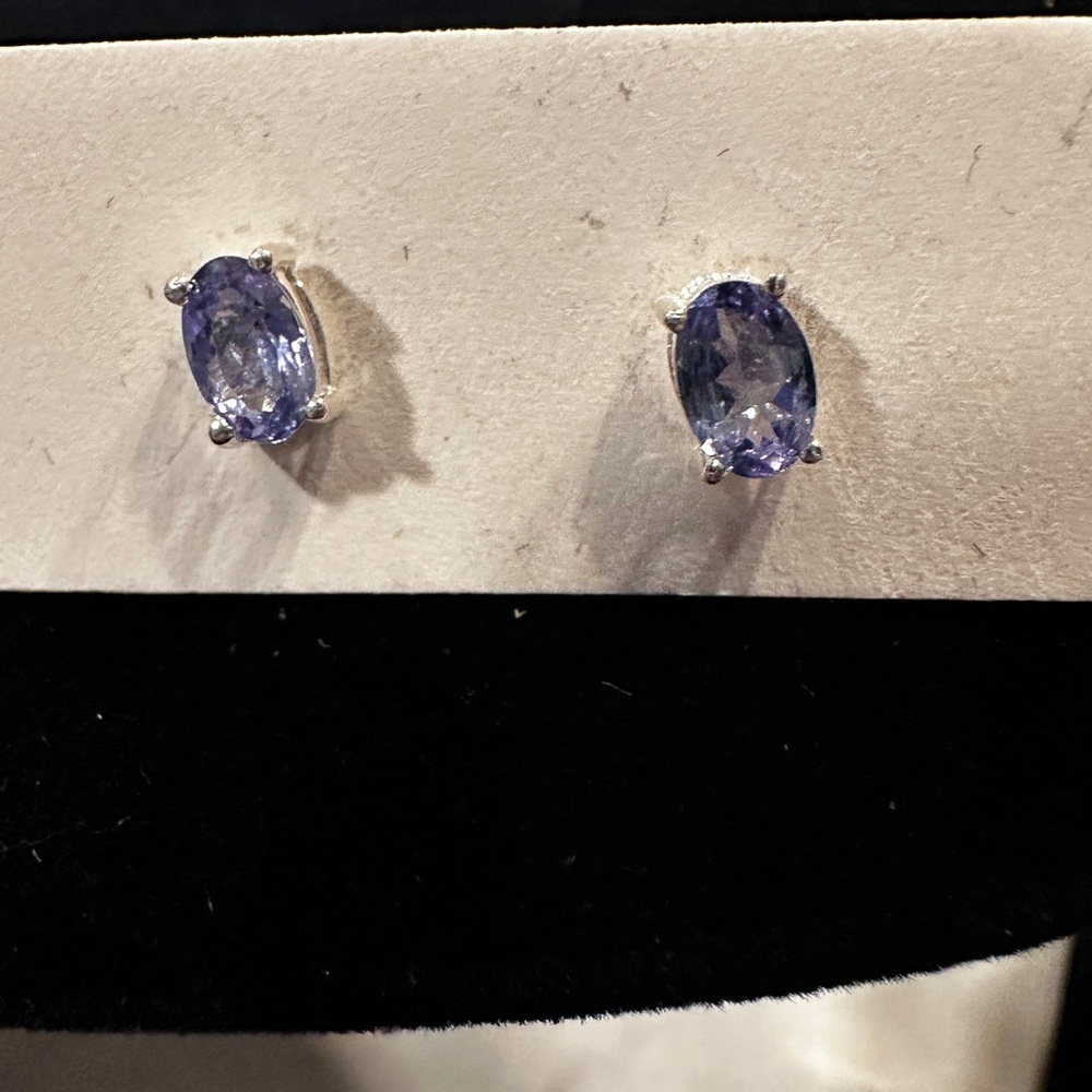 Sterling Silver Tanzanite studs